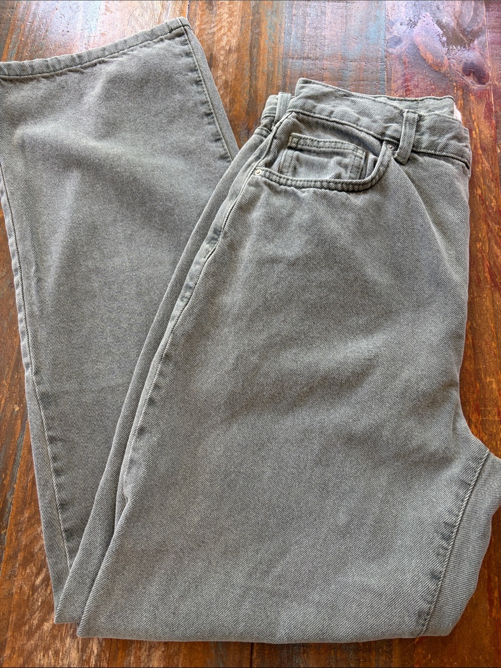 Cotton On Women’s Olive Gray Relaxed Jeans